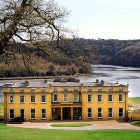 Irish neighbours appeal against billionaire James Dysonâs planned helipad