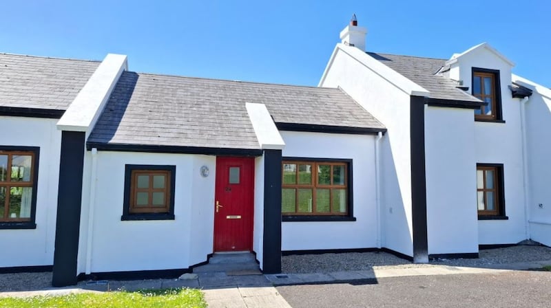 24 Barr na Farraige, Achill Sound, Co Mayo