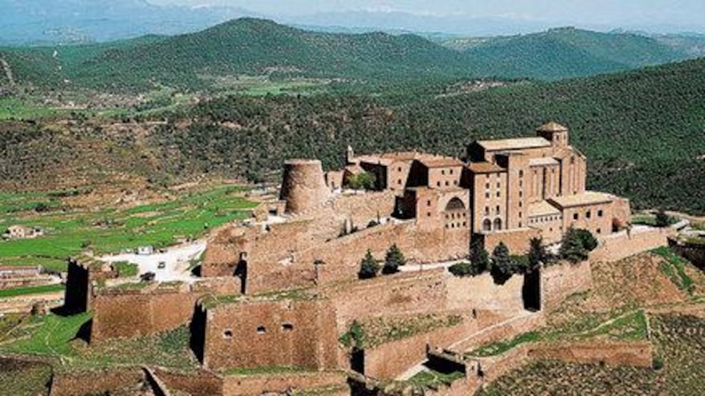 Parador del Cardona