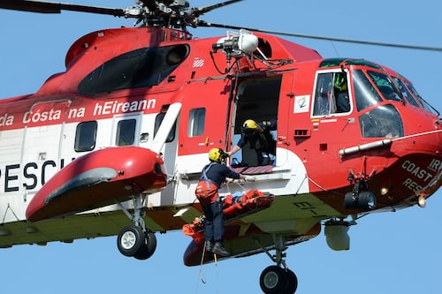 Fourteen fishermen rescued from boat driven onto rocks near Dingle Harbour