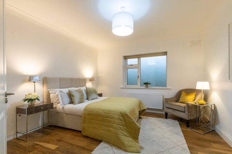 Second bedroom.