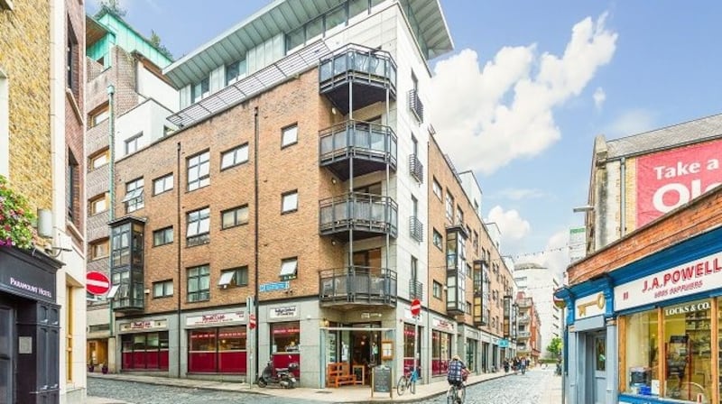 13 Pudding Row, Essex Street West, D2