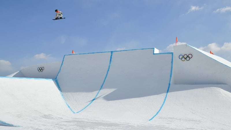 Gerard competes in the men’s snowboard slopestyle finals. Photo: Bedel Saget/The New York Times
