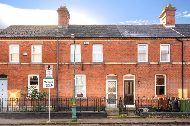 12 Fitzroy Avenue