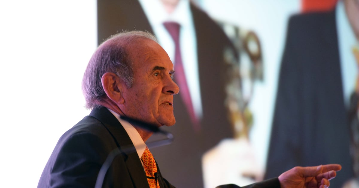 自 1983 年起领导迪拜免税店的爱尔兰人 Colm McLoughlin 因病短暂去世 – 《爱尔兰时报》 自 1983 年起领导迪拜免税店的爱尔兰人 Colm McLoughlin 因病短暂去世 – 《爱尔兰时报》