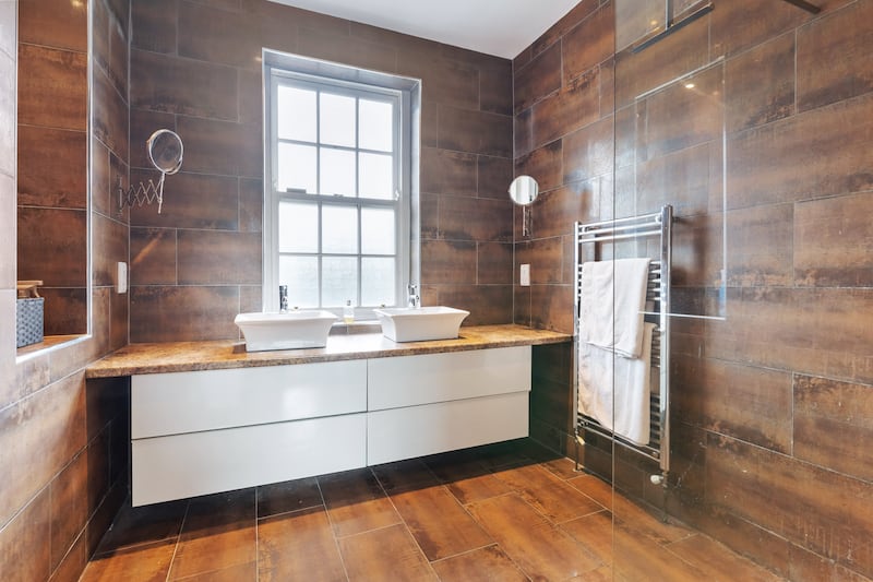En suite bathroom