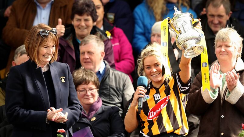 Kilkenny captain  Shelly Farrell lifts the trophy after the Littlewoods Ireland Camogie League Division One Final victory over  Cork at Nowlan Park. Photograph:  Ryan Byrne/Inpho