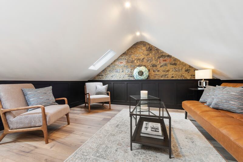 Living area at mezzanine level
