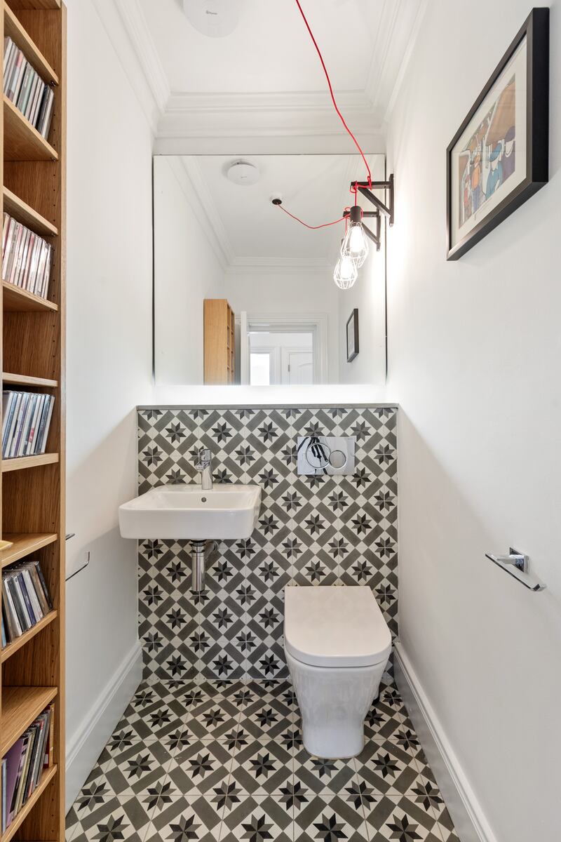 Guest loo