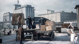 Photographs reveal old Dublin, dockers and a ‘duchess’ full of apples