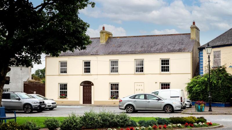 IRELAND: JOHNSTOWN