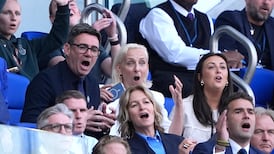 Premier League round-up: Andy Burnham watches on as Everton get off to winning start