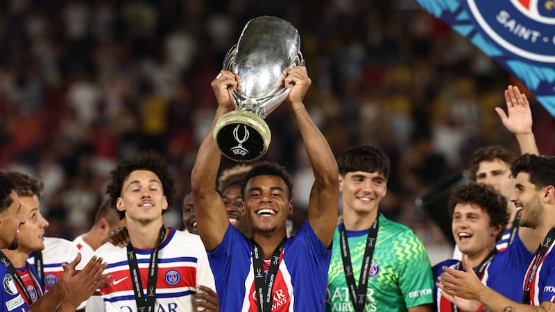 Khvicha Kvaratskhelia and Désiré Doué give PSG Super Cup win over Aston Villa