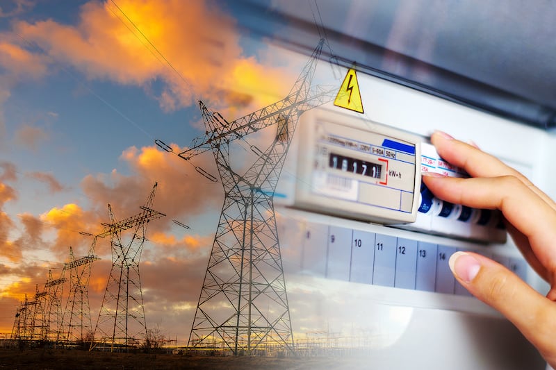 Wholesale electricity prices down 16% but consumers still facing high bills