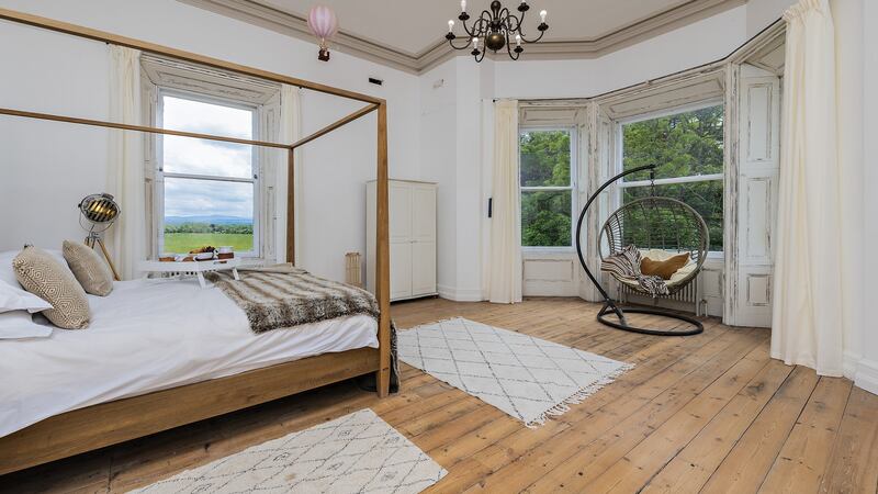 Double bedroom with dual aspect