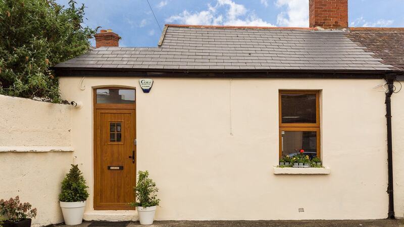 1 Pimlico Cottages, The Coombe, Dublin 8