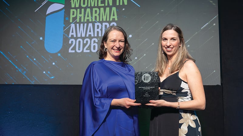 Catriona Bradley, awards judge, presents the best supply chain/logistics leadership award to Flavia Baccaro, AbbVie