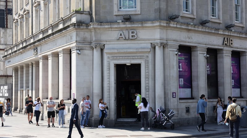 Plan to transform former AIB branch in Dublin into a bar, restaurant and 20 studio apartments