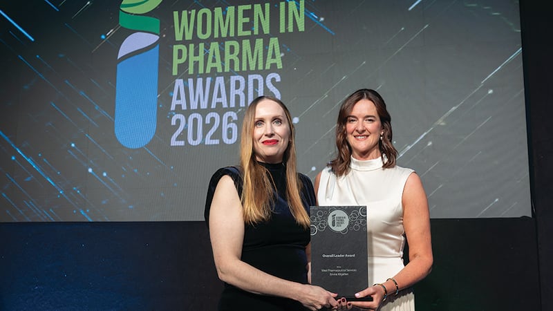 Aoife Callan, awards judging co-ordinator, presents the overall leader award to Emma Kilgallon, West Pharmaceutical Services