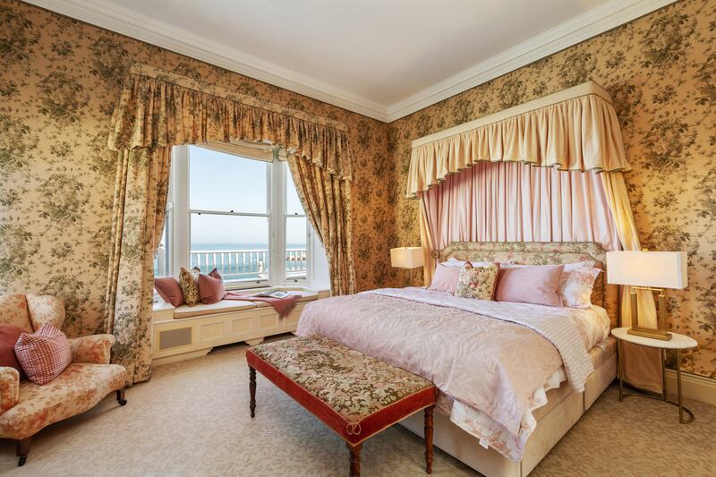 Main suite
