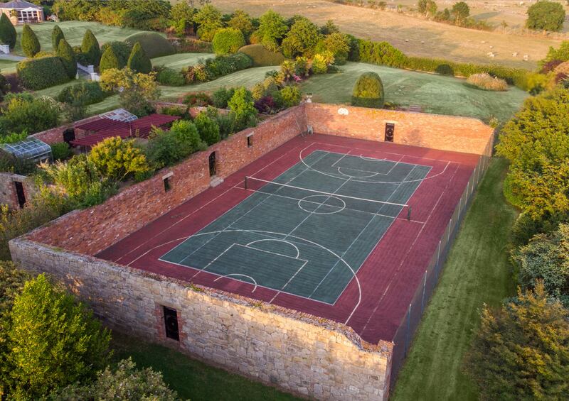 Tennis court