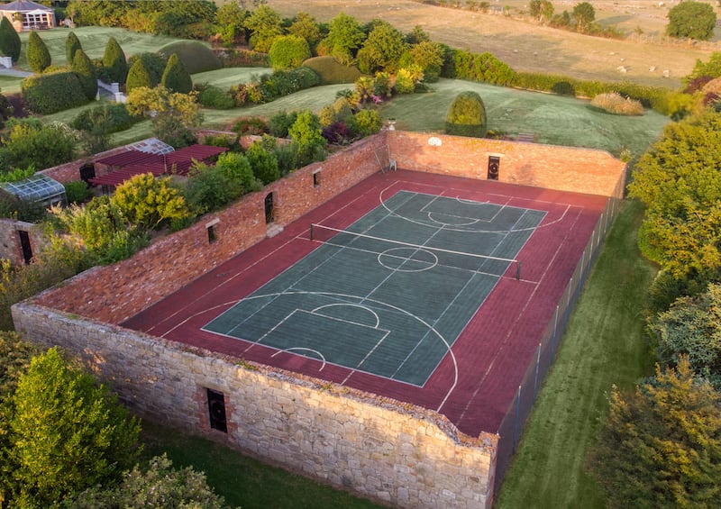 Tennis court
