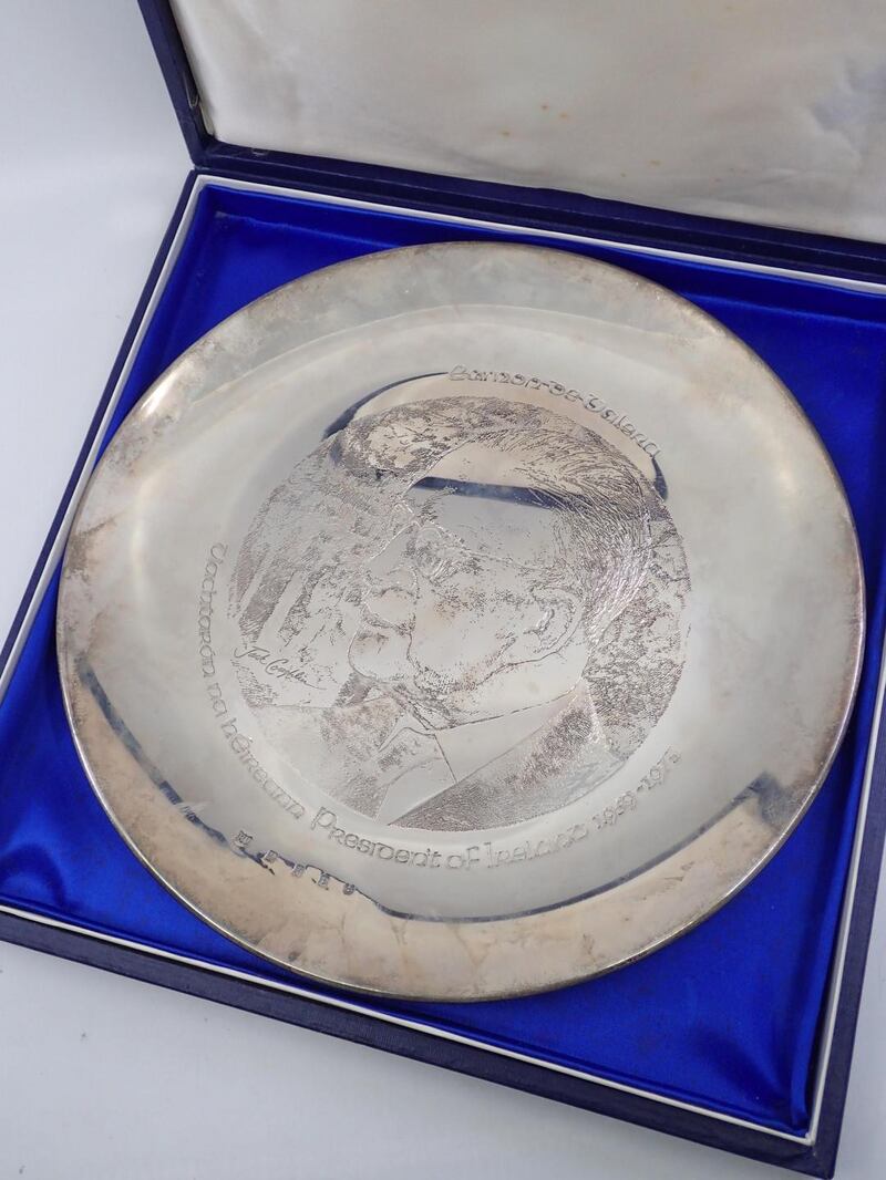 De Valera silver plate, €200-€300, John Weldon