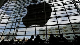 Apple’s $6.5bn bond fuels speculation interest rate hikes are on way