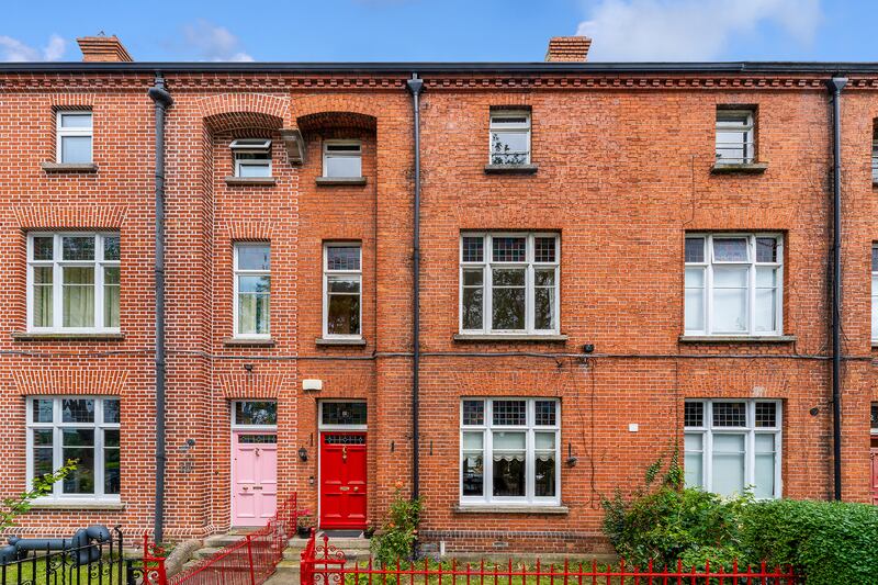 11 Grace Park Gardens