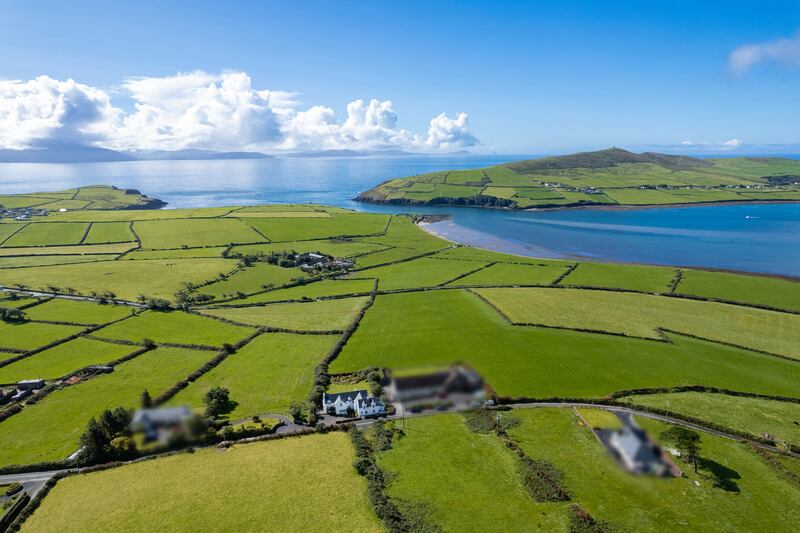 It overlooks the bay just over a kilometre outside Dingle