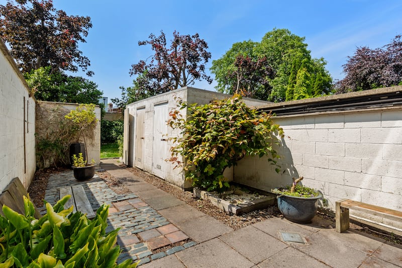 Rear courtyard