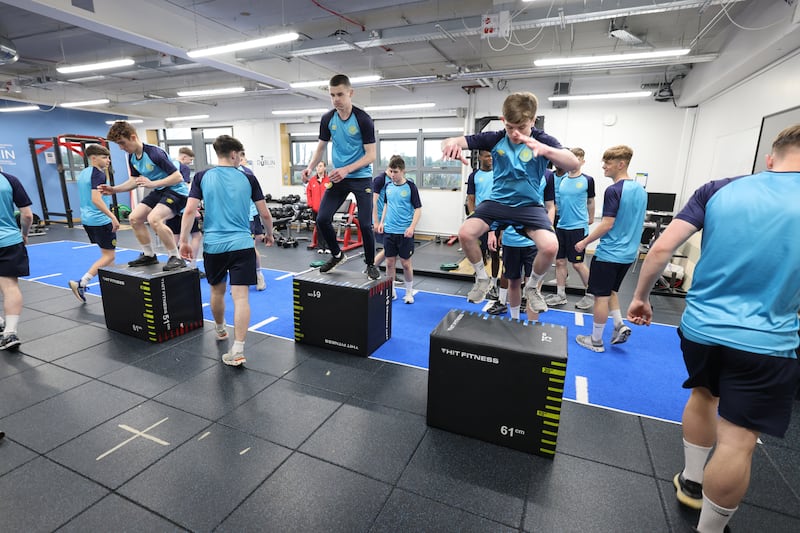 The St Pat's under-17s are put through their paces during a gym sessions in TU Dublin, Blanchardstown. Photograph: Dara Mac Dónaill/The Irish Times








