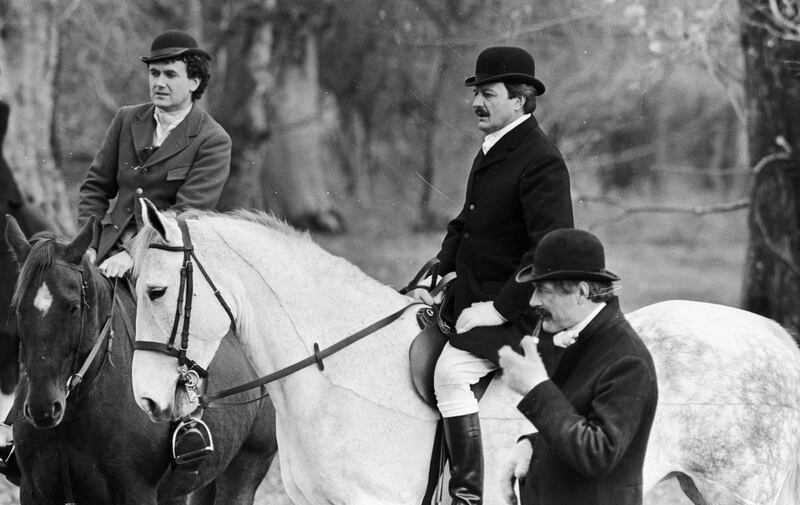 Peter Bowles as Major Yeats (right, on horseback), and Bryan Murray as Flurry Knox (left) during filming of The Irish R.M. in Kildare.  Photograph: Paddy Whelan