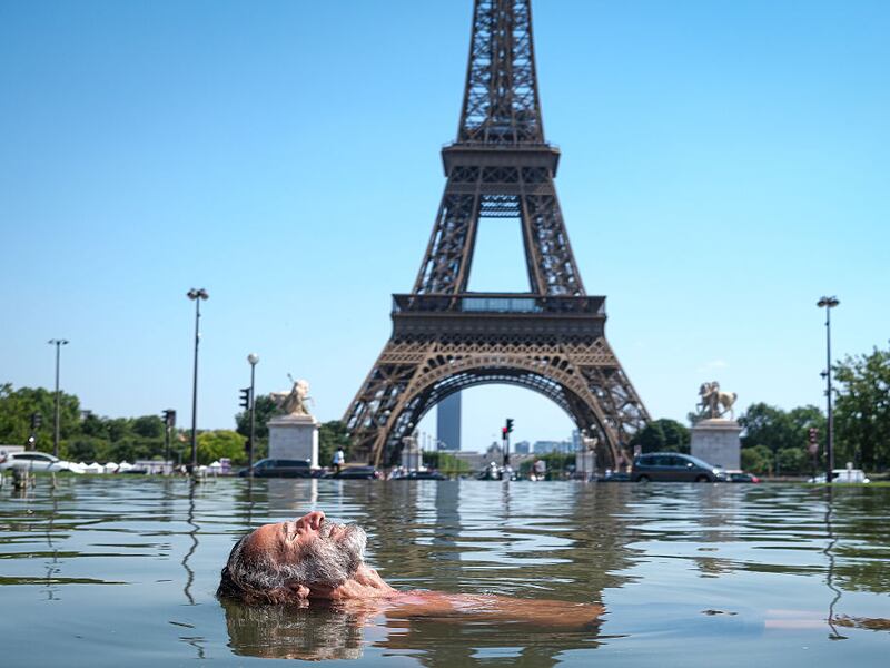 France’s hottest day: ‘We had 44 degrees. I have a photo of the thermometer’