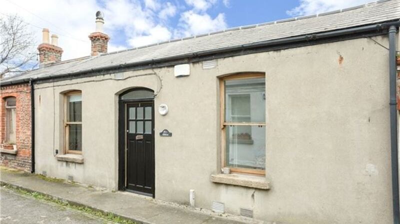 1 Bloomfield Park, Portobello, Dublin 8.