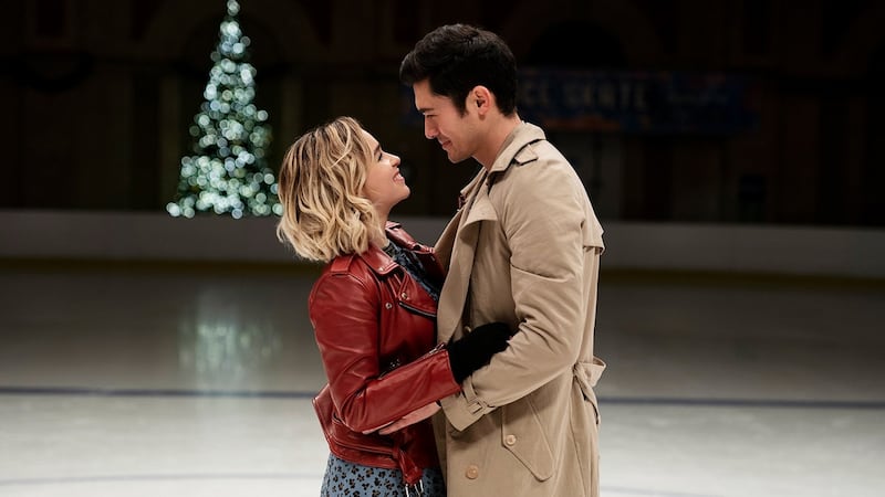 Tom (Henry Goldin) and Kate (Emilia Clarke) in Last Christmas
