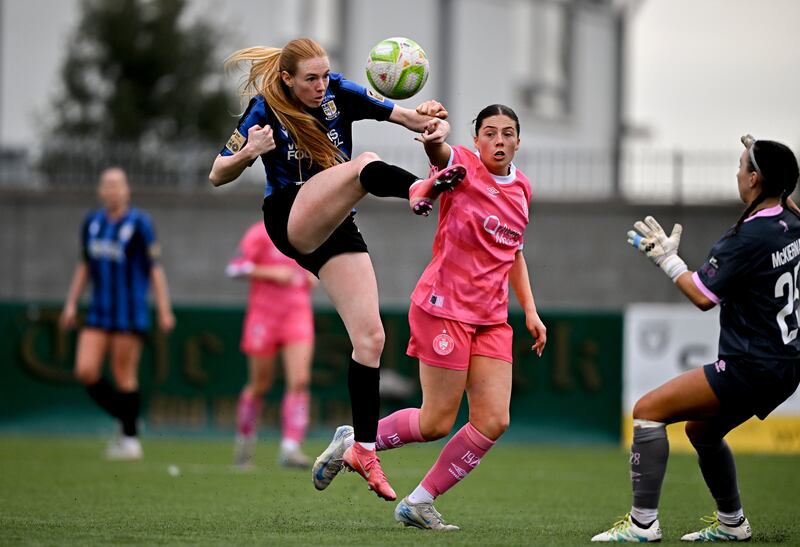 Kelly Brady of Athlone Town in action against Kate Nugent of Sligo Rovers. Photograph: Sportsfile