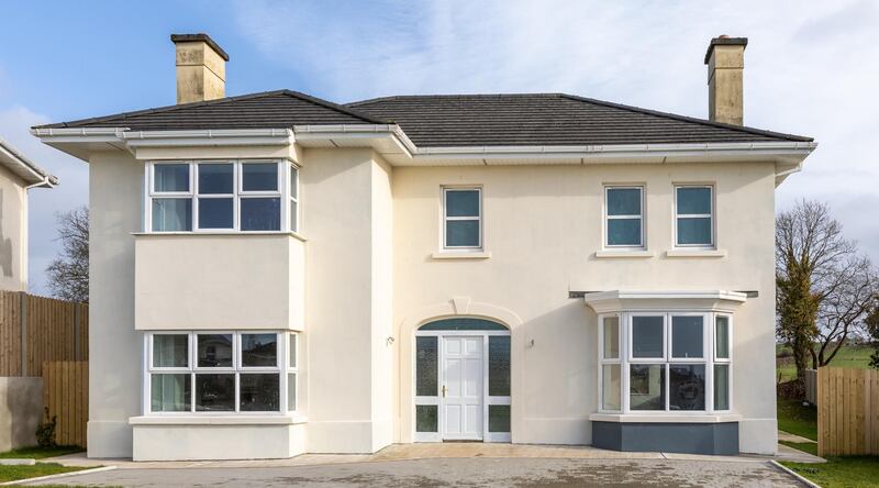 34 Hillcrest Manor, Newport, Co Tipperary.