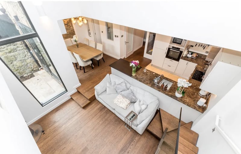 Open-plan living area, view from the office mezzanine