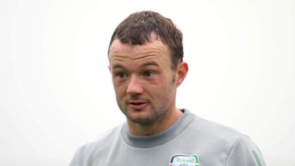 “Apparently he can’t walk down the street in Leeds because they turn on him.” Mick McCarthy speculates why Ipswich loan signing Noel Hunt has barely featured at Leeds United this season
