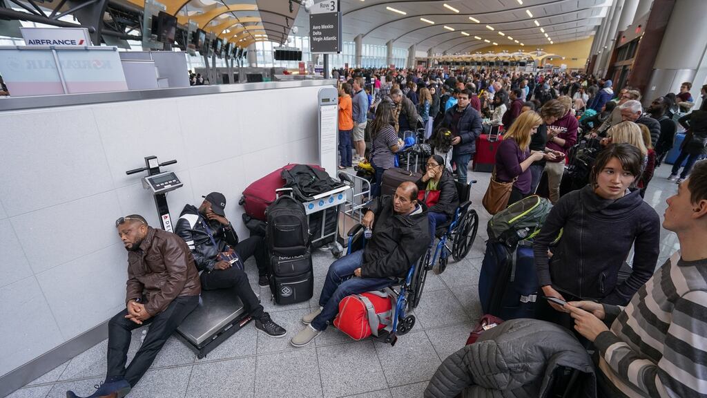 On one of the busiest weeks for travel in the year, Atlanta airport suffered extended power failure forcing the cancellation of more than 1,000 flights and stranding travellers