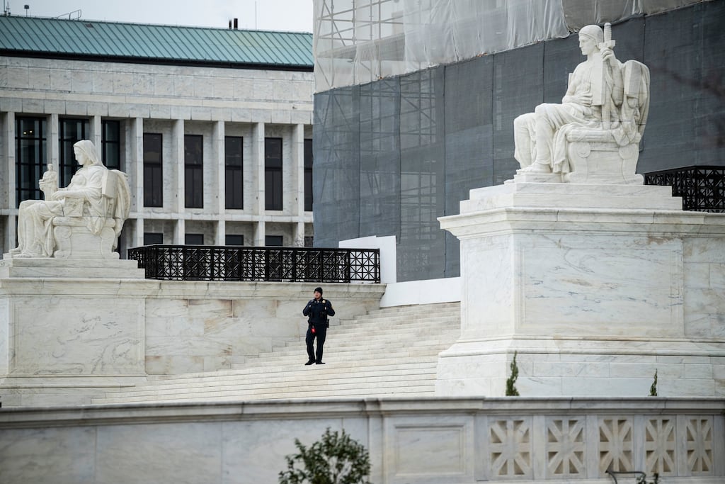 The US Supreme Court which faces a key decision on Trump's tariffs.
(Photographer: Graeme Sloan/Bloomberg)