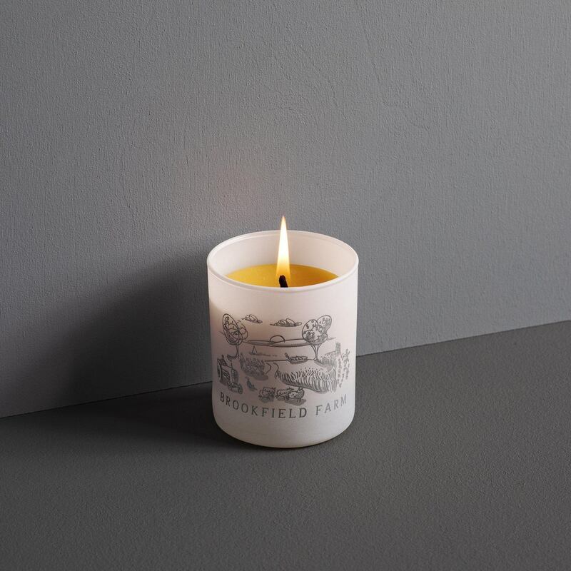 Brookfield farm candle, 