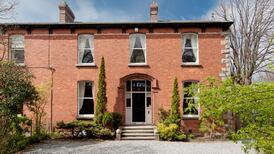 Rambling redbricks for about €3m at trophy D6 address
