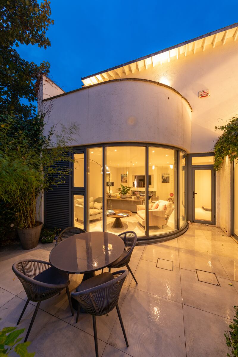 Outdoor seating area