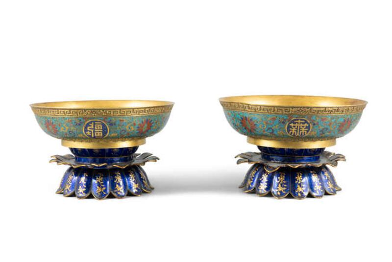 Pair of Wan Shou Wu Jiang bowls