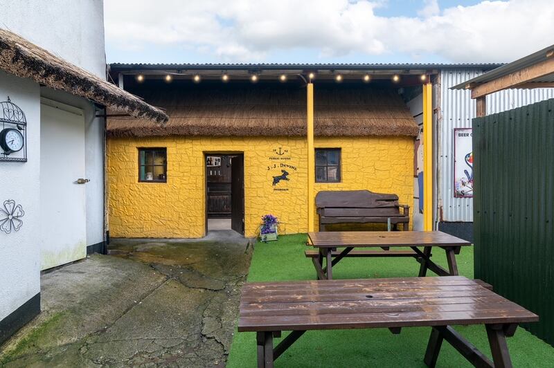 Mee's pub