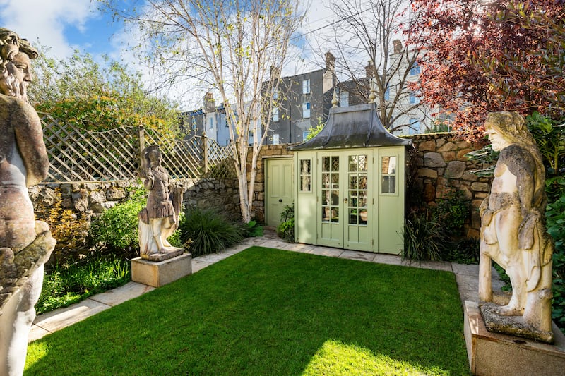 Summer house