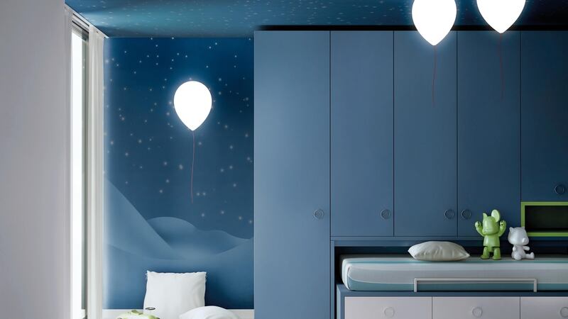 Christopher Wray balloon lights