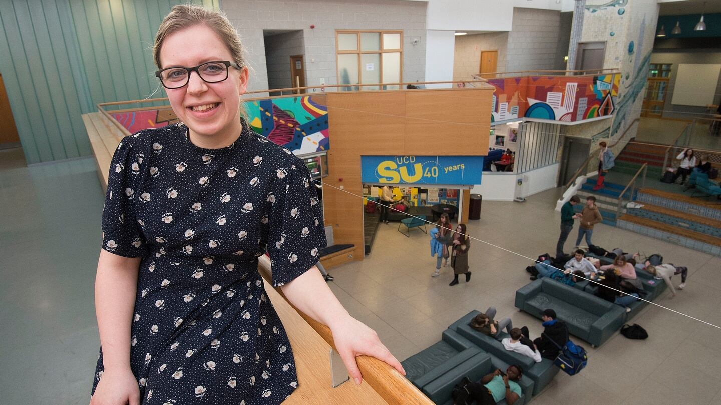 Citizenship costs hurt young voter participation, says student chief